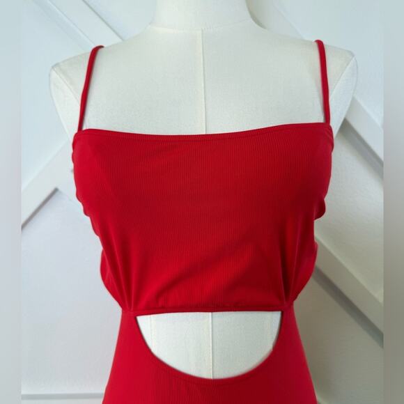 Maaji Ribbed Crimson Red Ariah Short Mini Dress Back Cutout Size Large - Picture 4 of 12